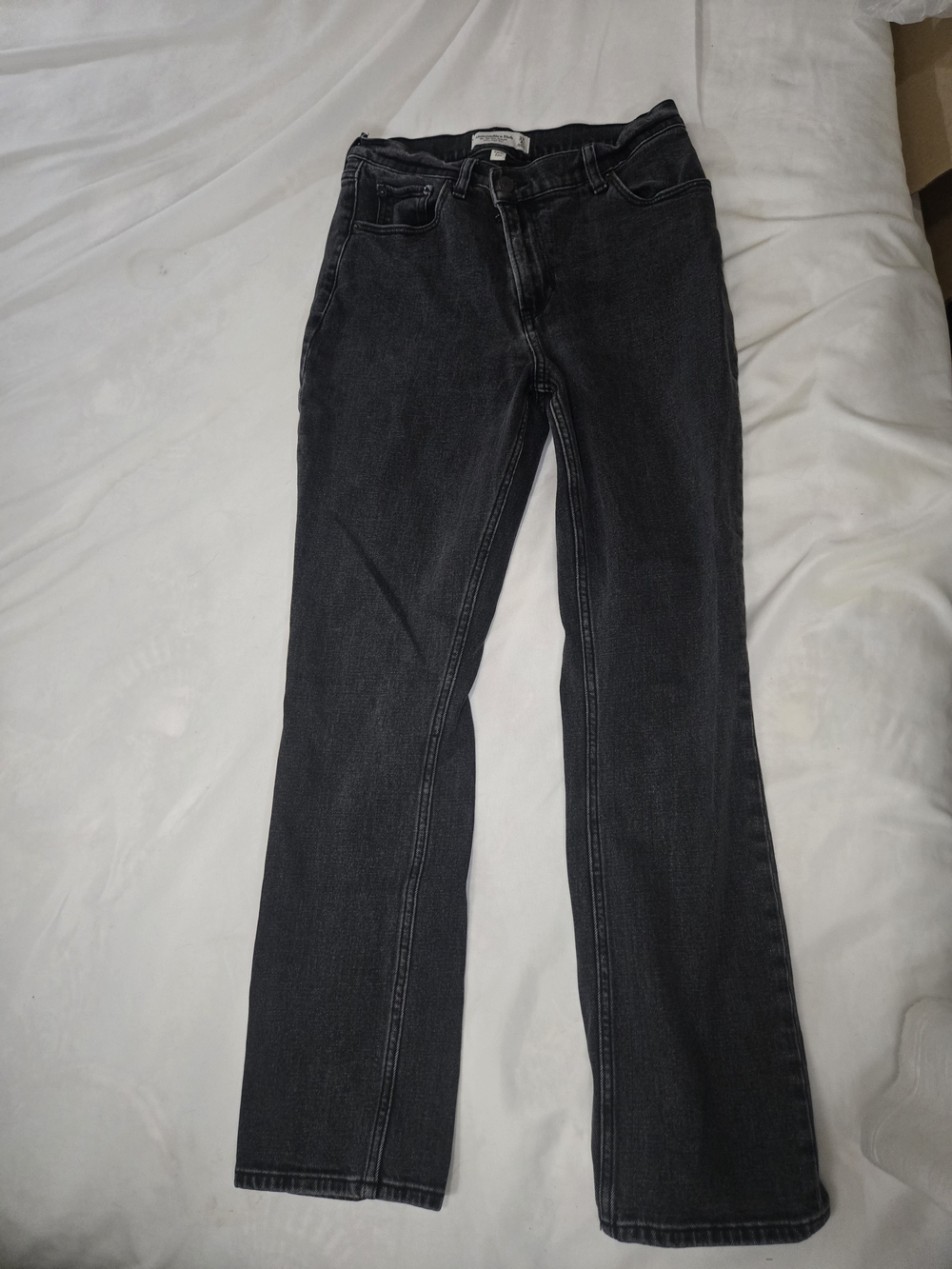 Abercrombie & Fitch Black High Rise 90s Straight-Leg Jeans